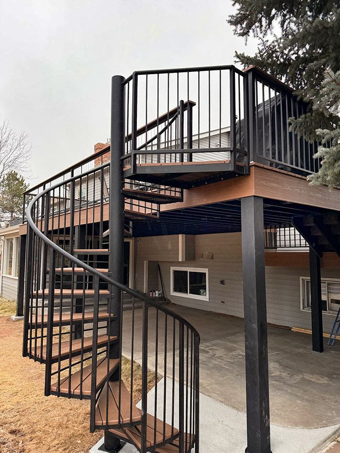Littleton-CO-custom-Trex-deck metal spiral staircase